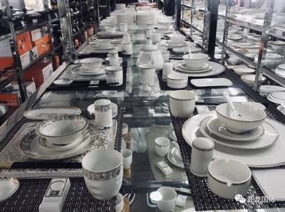 熱烈祝賀南陽地區(qū)最具特色的廚具工廠店盛大開業(yè)！